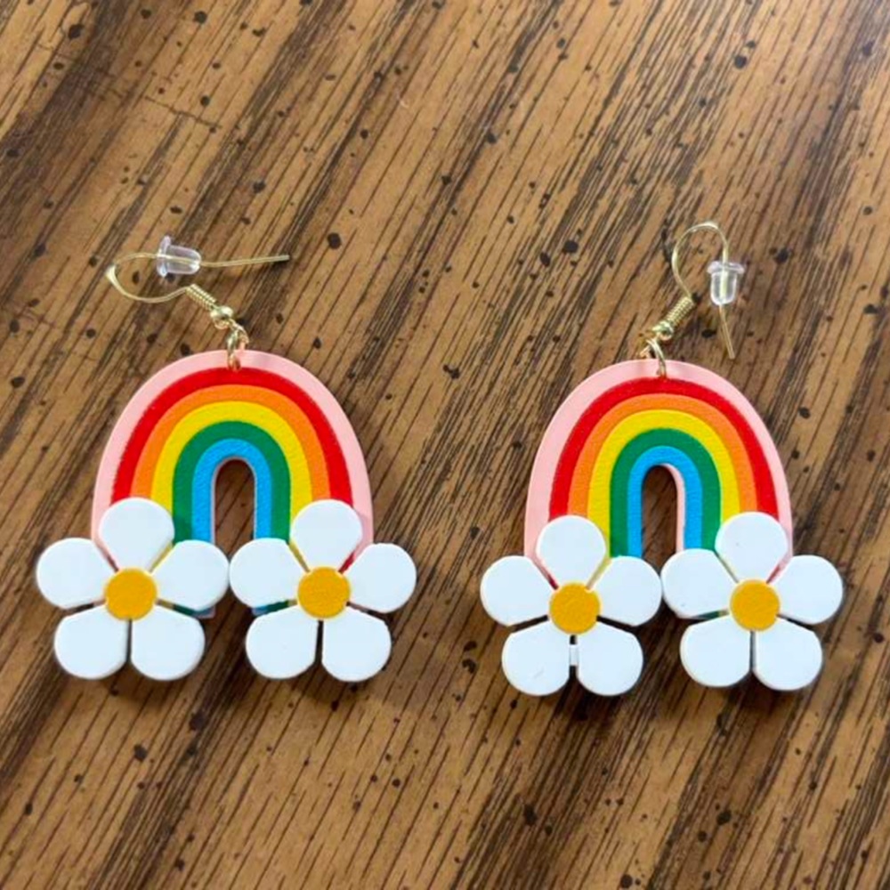 🌈 Rainbow Earrings 🌈 - Picture 4 of 4
